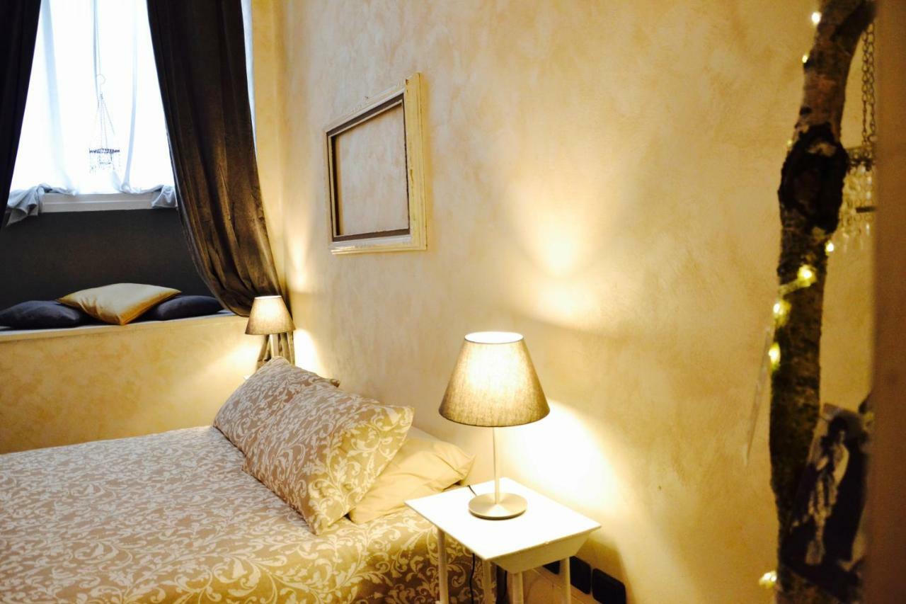 18 Alfieri Apartment Turin